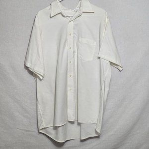 VAN Heusen White Collared Button Down Short Sleeve Shirt Size XL